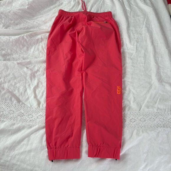 Stio SMALL PTV Jogger Coral Red Pink zipped ankle cuff - Picture 7 of 10
